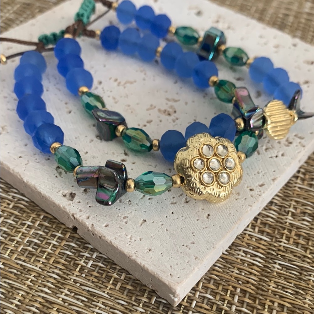Elegant Blue and Green Beaded Bracelet